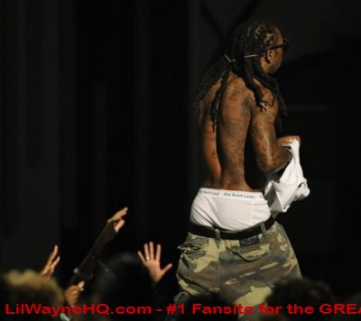 Here is a brand new unreleased track from Lil Wayne.