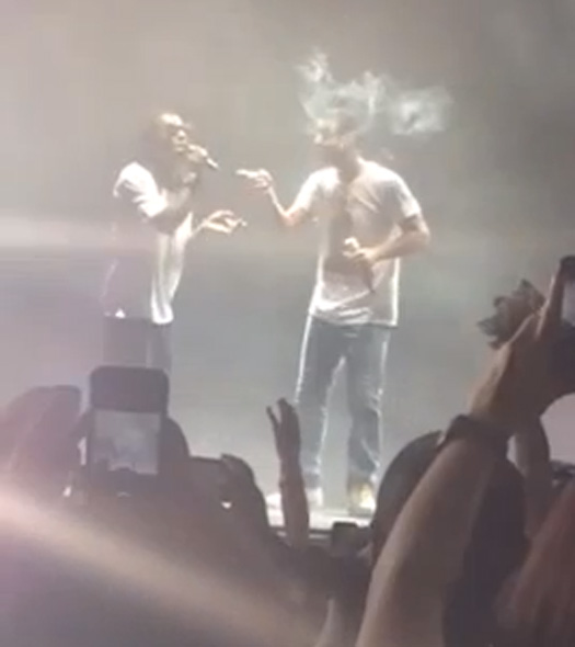 lil-wayne-drake-smoke-a-joint-sing-hold-on-were-going-home-together-camden.jpg