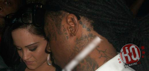 Lil Wayne Getting Tattoo On Finger