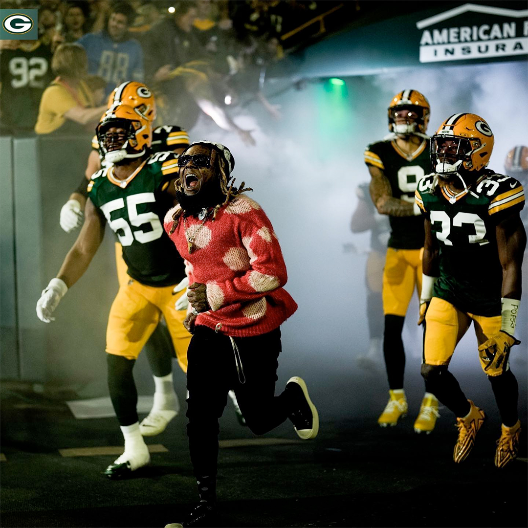 Lil Wayne Leads The Green Bay Packers Out Of Tunnel Before Detroit Lions NFL Game