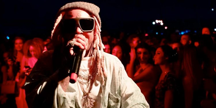 Lil Wayne Performs Live At Cynthia Boich Private Rooftop Party