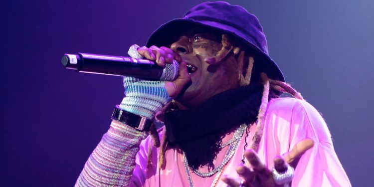 Lil Wayne Performs His Hits Live In Hidalgo For Welcome To Tha Carter Tour