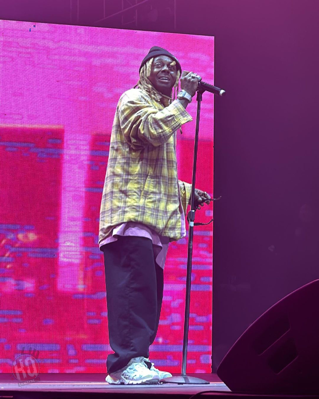Lil Wayne performance on stage in 2025
