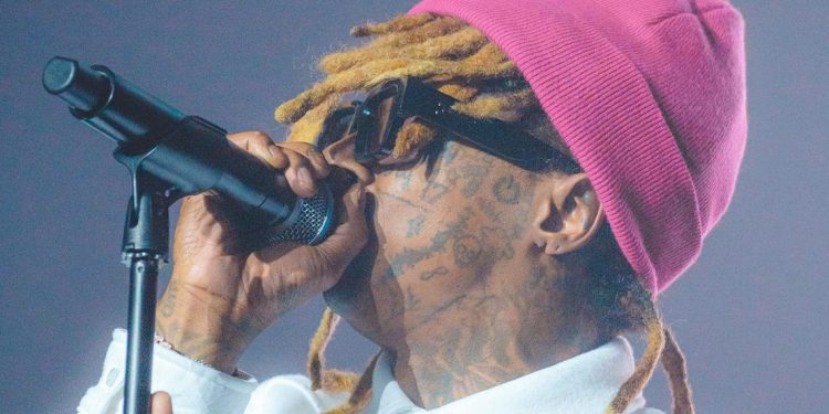 Lil Wayne Performs She Will, Money On My Mind & More Live At The Rio Rancho Events Center