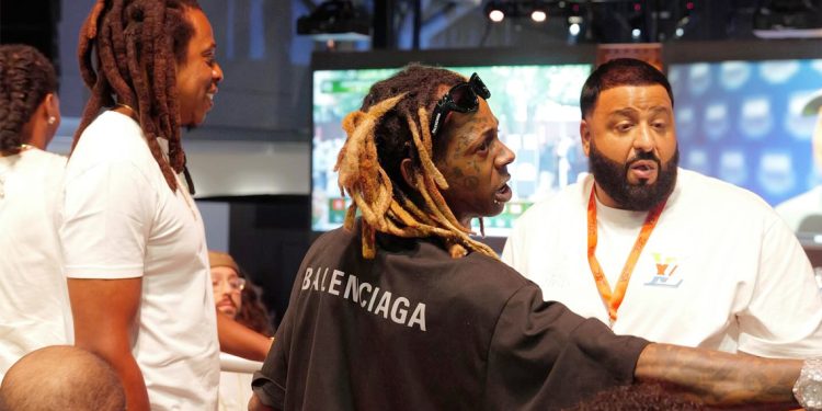 Lil Wayne Joins JAY Z At Star Studded The 40/40 Club Pop Up Event