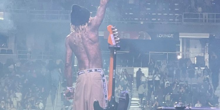 Lil Wayne Performs His Hits Live At The MVP Arena In Albany