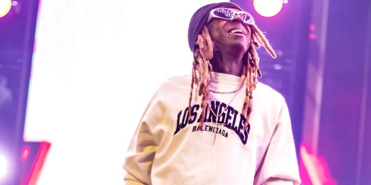 Lil Wayne Headlines AT&T Playoff Playlist Live, Brings Out 2 Chainz
