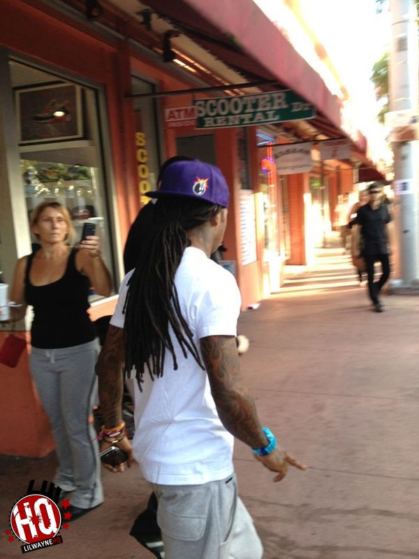 Lil Wayne & Drake Scrap Collabo Project x Weezy & Birdman Headline MTV2 Sucker Free Awards Lil Wayne & Drake Scrap Collabo Project x Weezy & Birdman Headline MTV2 Sucker Free Awards