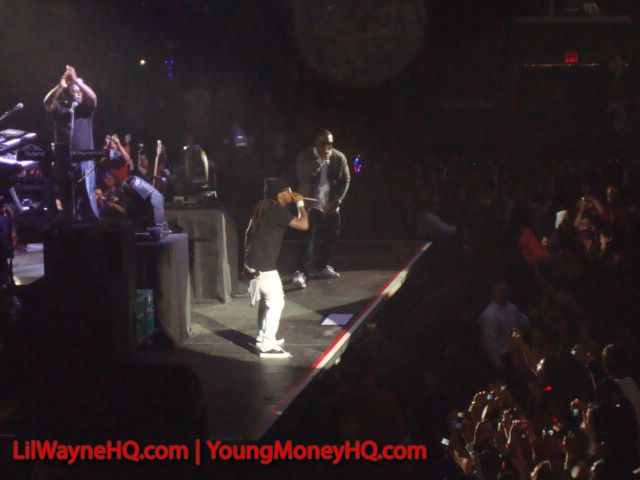 Pictures Of Lil Wayne Performing In Hildalgo Texas On The Young Money Cash Money Tour