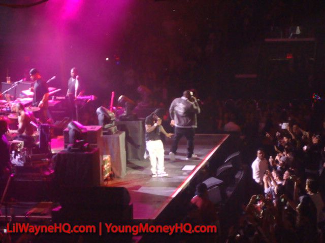 Pictures Of Lil Wayne Performing In Hildalgo Texas On The Young Money Cash Money Tour