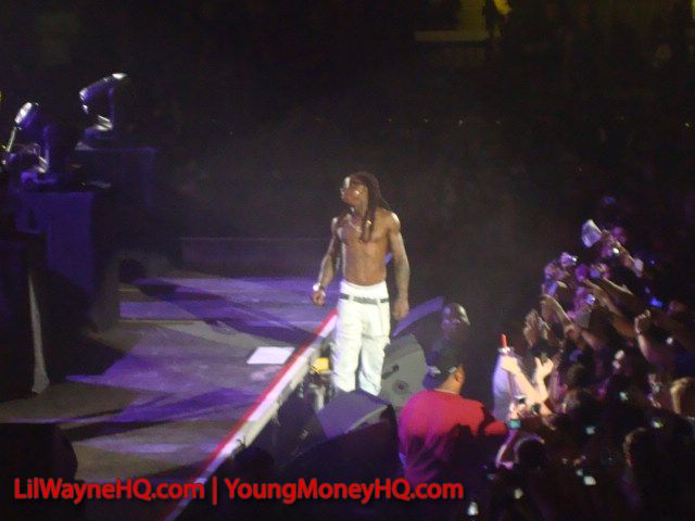Pictures Of Lil Wayne Performing In Hildalgo Texas On The Young Money Cash Money Tour