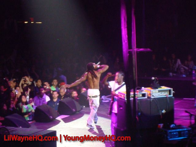 Pictures Of Lil Wayne Performing In Hildalgo Texas On The Young Money Cash Money Tour