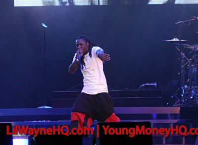 Lil Wayne Kicks Off Americas Most Wanted Tour With A Bang