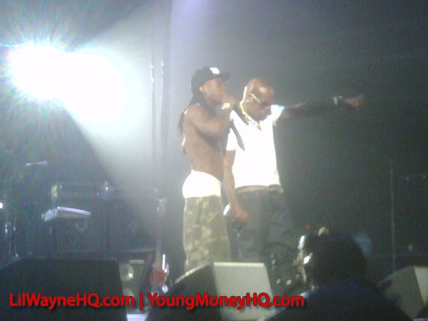 Pictures Of Lil Wayne Performing In Hildalgo Texas On The Young Money Cash Money Tour