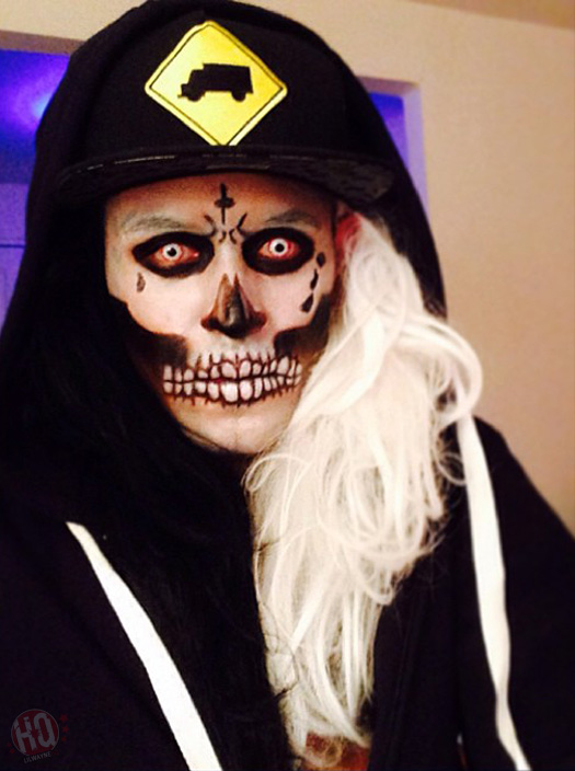 Fans Dress Up As Lil Wayne For Halloween