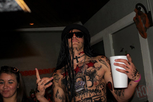 Fans Dress Up As Lil Wayne For Halloween