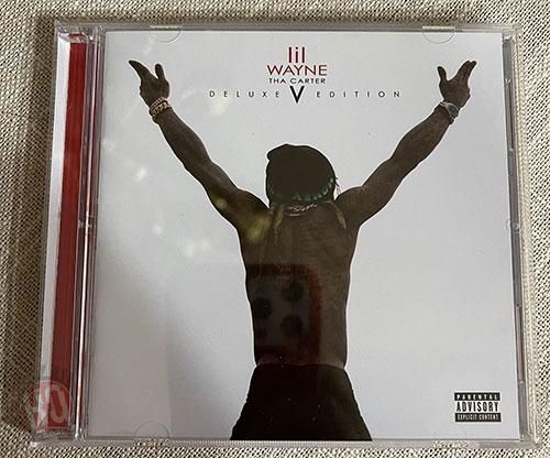 An Inside Look At The Physical Copy Of Lil Wayne Tha Carter V Deluxe Edition Album