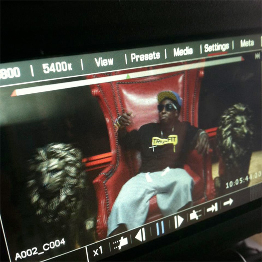 Juicy J & Lil Wayne Shoot A Music Video For Bandz A Make Her Dance