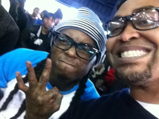 Lil Wayne & YMCMB 17th Annual Thanks Giving Day Turkey Giveaway
