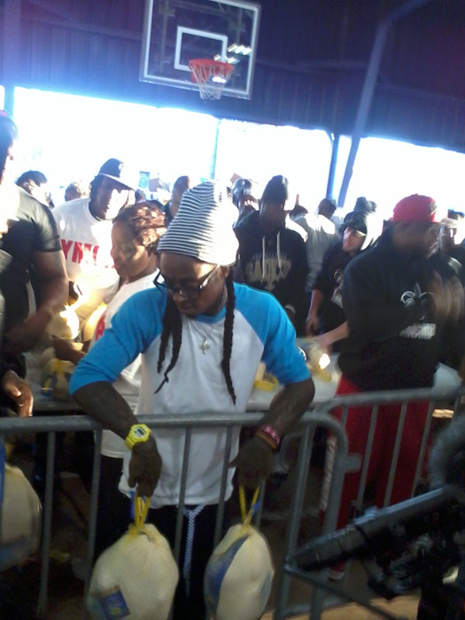 Lil Wayne & YMCMB 17th Annual Thanks Giving Day Turkey Giveaway