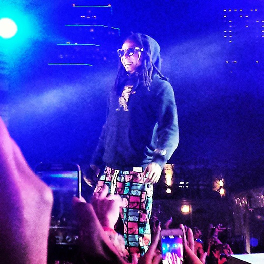 Lil Wayne Performs At The 2014 MTVU Woodie Awards, Accepts Award On Drake Behalf