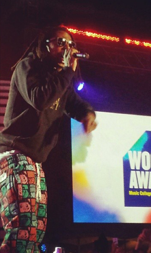 Lil Wayne Performs At The 2014 MTVU Woodie Awards, Accepts Award On Drake Behalf