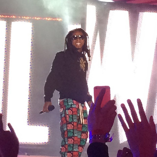 Lil Wayne Performs At The 2014 MTVU Woodie Awards, Accepts Award On Drake Behalf