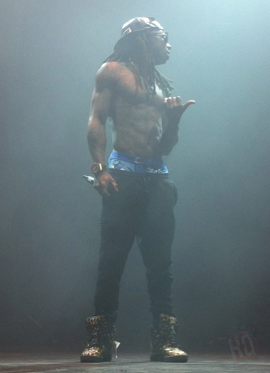 Lil Wayne Performs Live In Burgettstown Pennsylvania On His Joint Tour With Drake