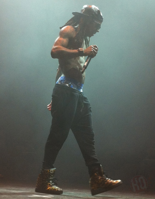 Lil Wayne Performs Live In Burgettstown Pennsylvania On His Joint Tour With Drake