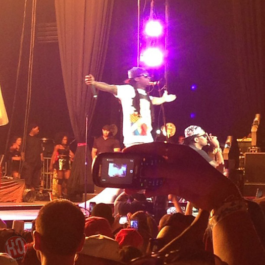 Lil Wayne Performs Live In Chicago On Americas Most Wanted Tour