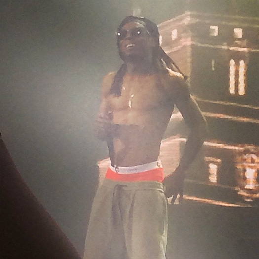 Lil Wayne Performs Live In Cincinnati Ohio On His Joint Tour With Drake