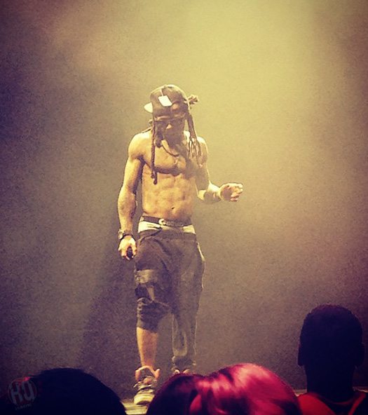 Front Row Footage Of Lil Wayne & Drake Performing Live In Dallas Texas