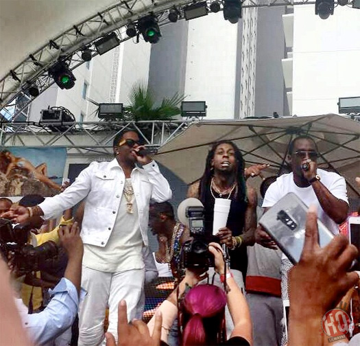 Lil Wayne, Diddy & Mase Perform Mo Money Mo Problems At Foxtail Pool Club In Las Vegas