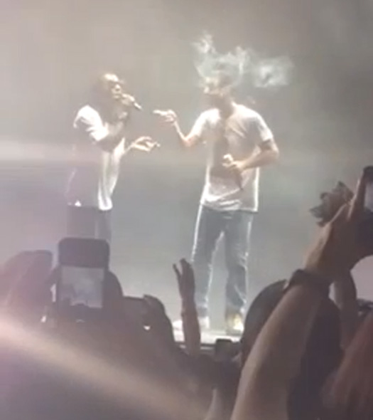 Lil Wayne & Drake Smoke A Joint & Sing Hold On Were Going Home Together In Camden