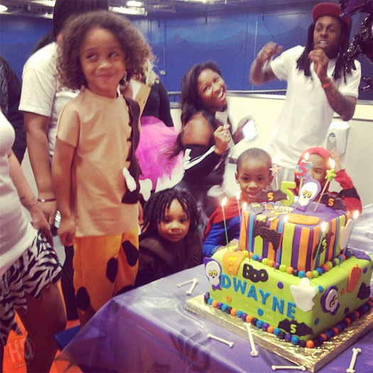 Lil Wayne Dresses Up As Fred Flintstone For His Son Fifth Birthday