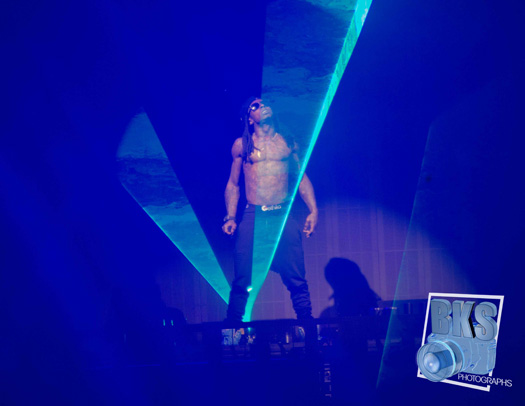 Lil Wayne Performs Live In Hartford Connecticut On His Joint Tour With Drake