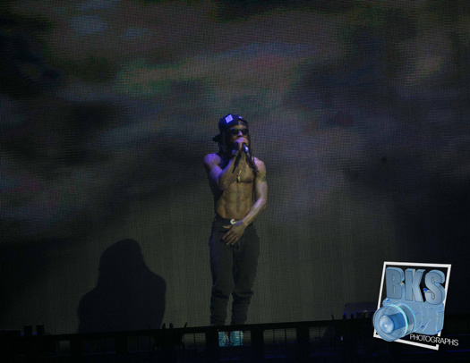 Lil Wayne Performs Live In Hartford Connecticut On His Joint Tour With Drake