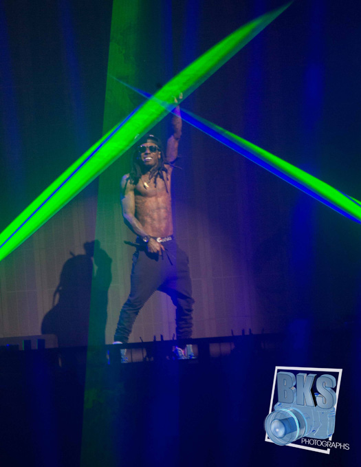 Lil Wayne Performs Live In Hartford Connecticut On His Joint Tour With Drake