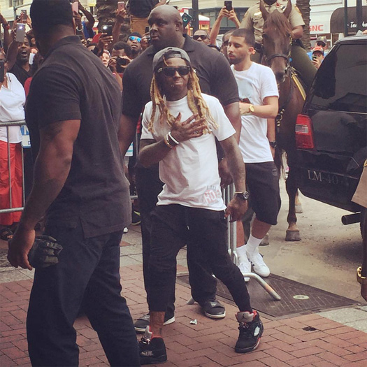 Lil Wayne Hosts A Pop Up Shop At Nouveau In New Orleans, Meets Fans