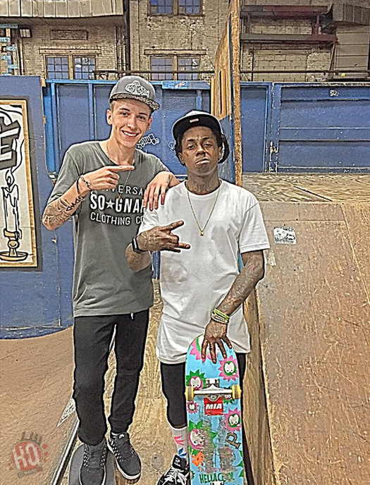 Lil Wayne Has A Late Night Skating Session At Milwaukee Four Seasons Skatepark