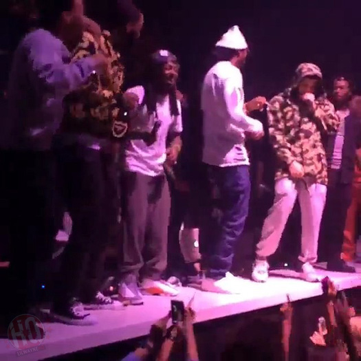 Lil Wayne Hits Up LIV Nightclub With Drake, 2 Chainz, Ray J & The Game