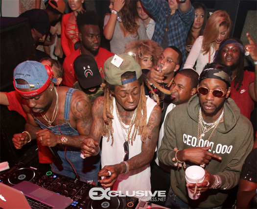 Lil Wayne Parties At LIV Nightclub In Miami With Jeezy, 2 Chainz & More