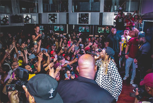 Lil Wayne Makes An Appearance & Performs Live At Pryme Bar In Dallas