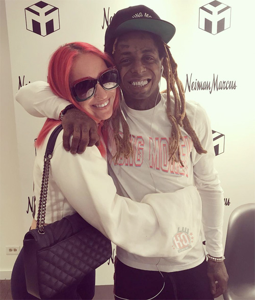 Video Of Lil Wayne Meeting & Greeting His Fans At Neiman Marcus In Bal Harbour