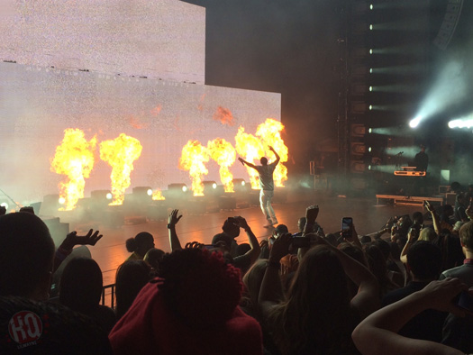 Lil Wayne & Drake Perform Live In Mountain View California On Their Joint Tour