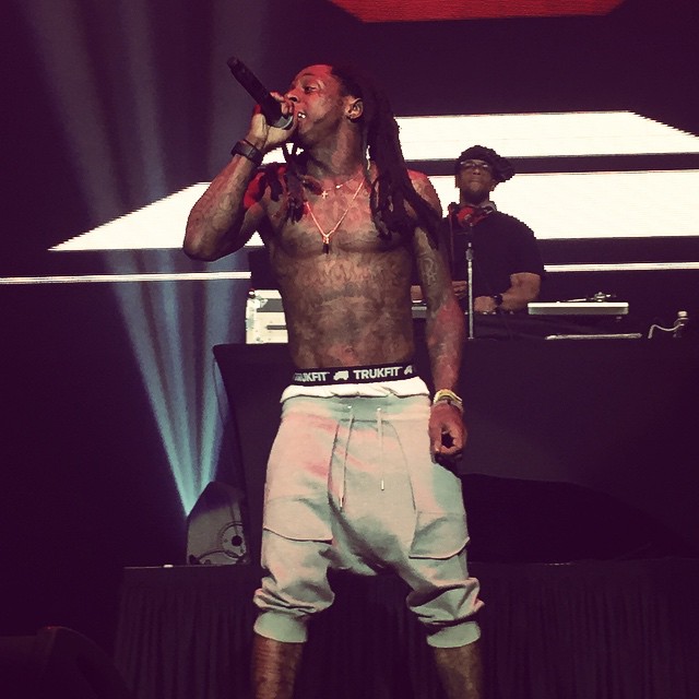 Lil Wayne Performs Glory Live For The First Time At 2015 Power House Jam In Kansas