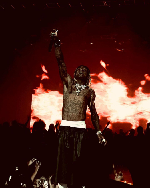 Lil Wayne Performs His Hits Live At The 18th Annual All White Attire Party