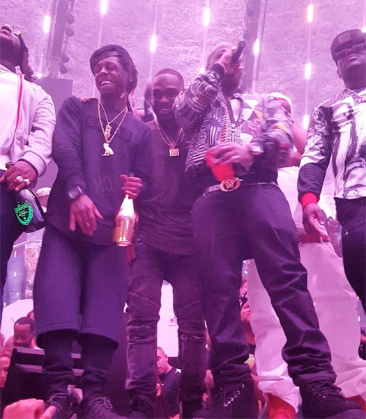 Lil Wayne Performs Pop Bottles, Duffle Bag Boy, Where Ya At & More At LIV Nightclub
