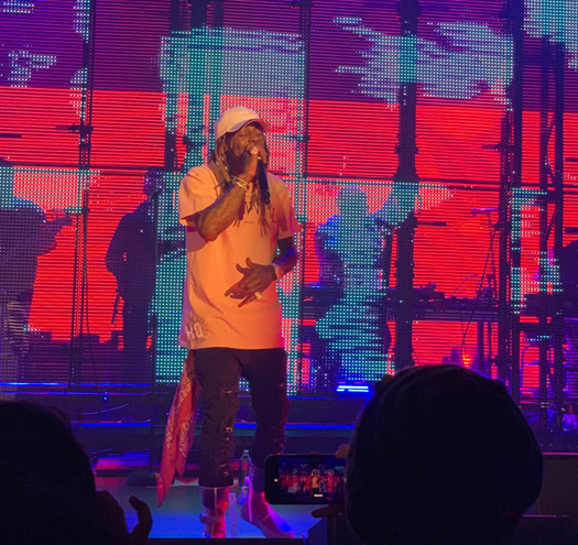 Lil Wayne Performs Songs Off Tha Carter V Live In Atlanta On The I Aint Shit Without You Tour