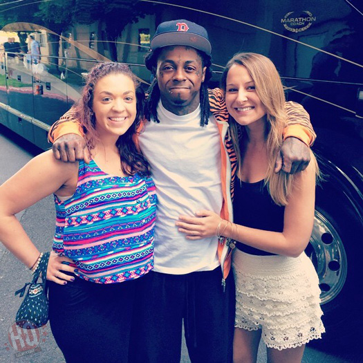 Lil Wayne Takes Photos With Fans & Celebrities On His Tour Bus